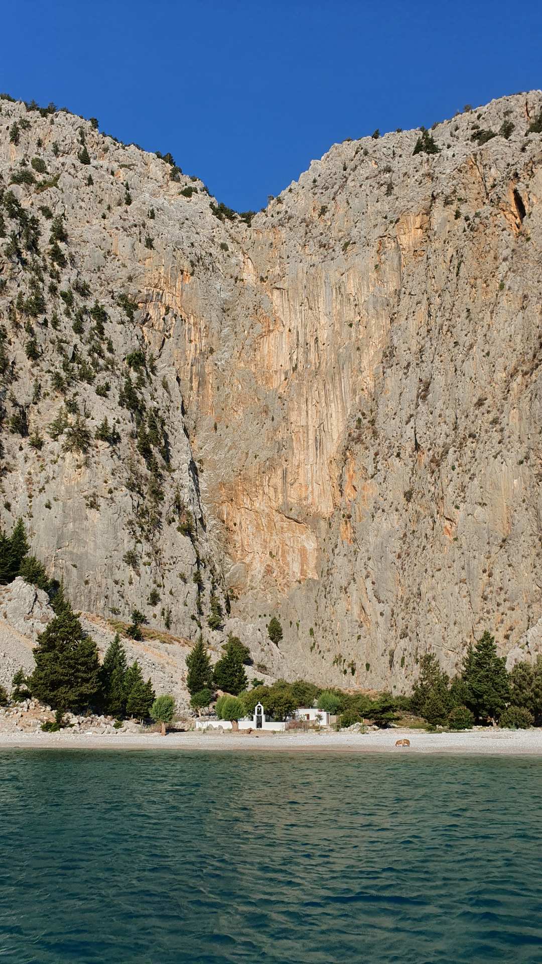 Saint George bay, Symi