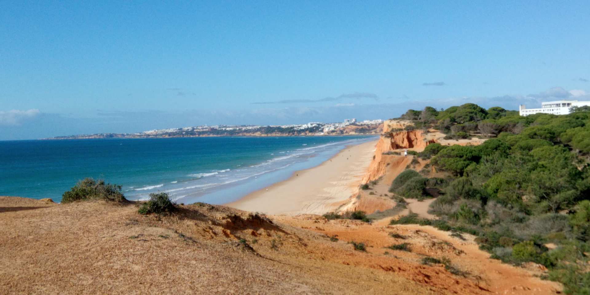 Praia da Rocha Baixinha Nascente