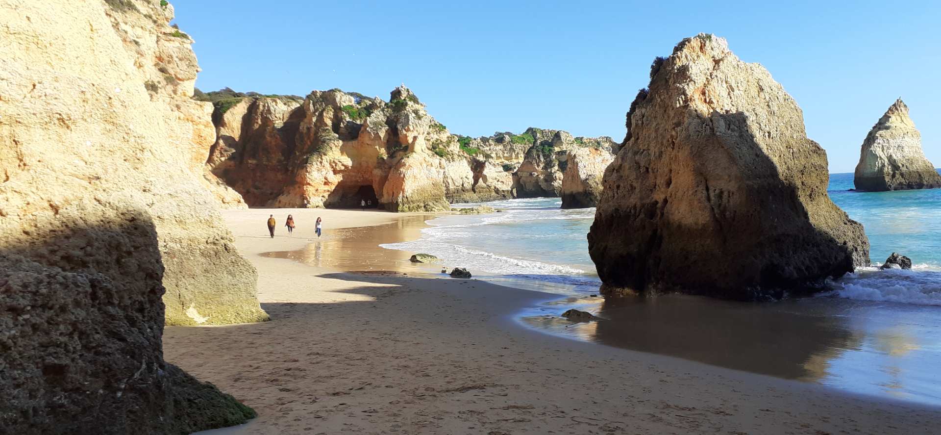 Praia dos Três Irmaos