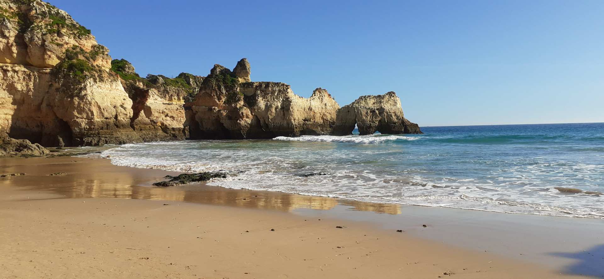 Praia dos Três Irmaos