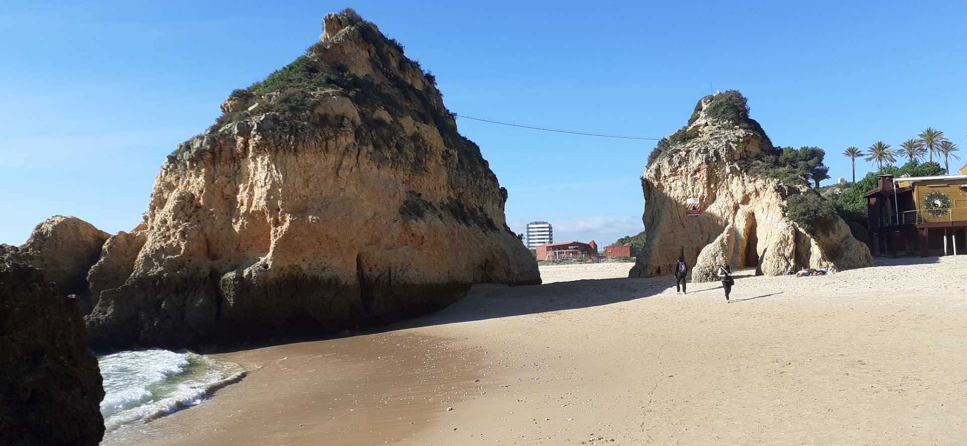 Praia dos Três Irmaos